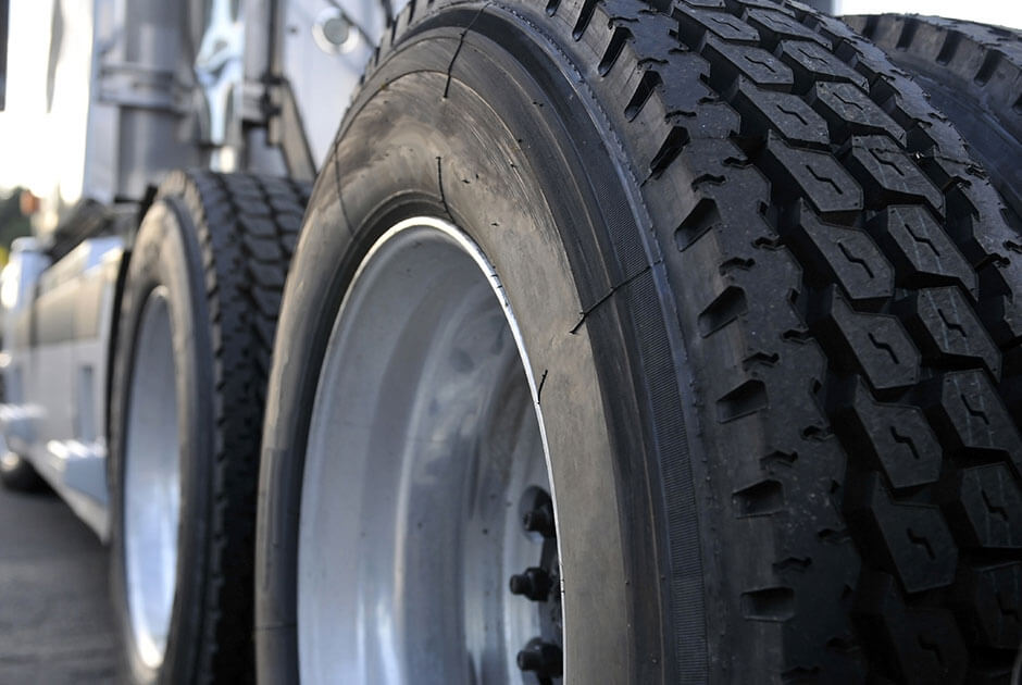 heavy duty truck tires in central illinois